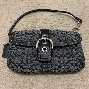 Small Coach wristlet